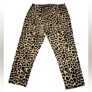 Animal Print Capri Leggings